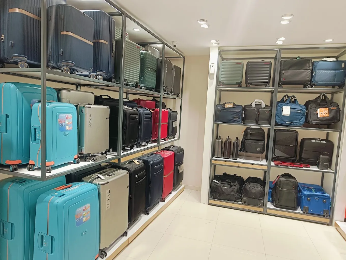 AMERICAN TOURISTER